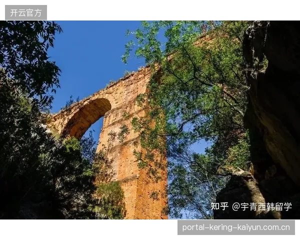 瓦伦西亚外线奔袭持续制造巨大被动空间：从场上战术到训练落地的全链条解码